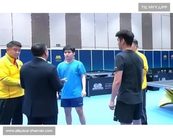 中国男篮爆冷输球主帅神情凝重球迷惋惜赛后分析赛场失误成关键 中国男篮爆冷输球主帅神情凝重球迷惋惜赛后分析赛场失误成关键