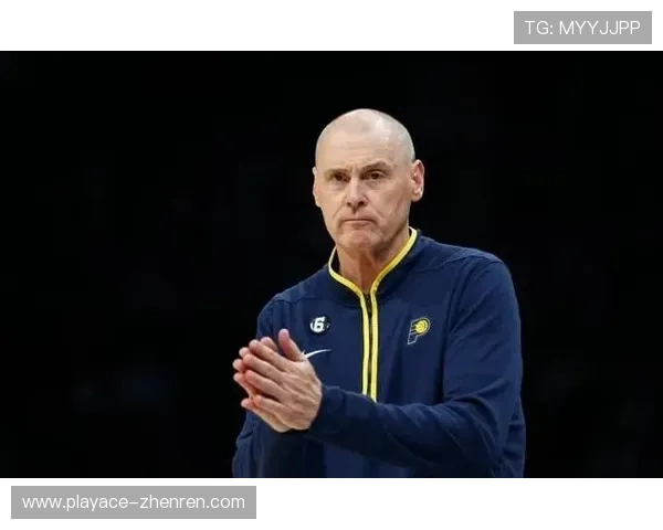 卡莱尔称亚历山大必能在下场比赛砍下30分以上即便尚未登机