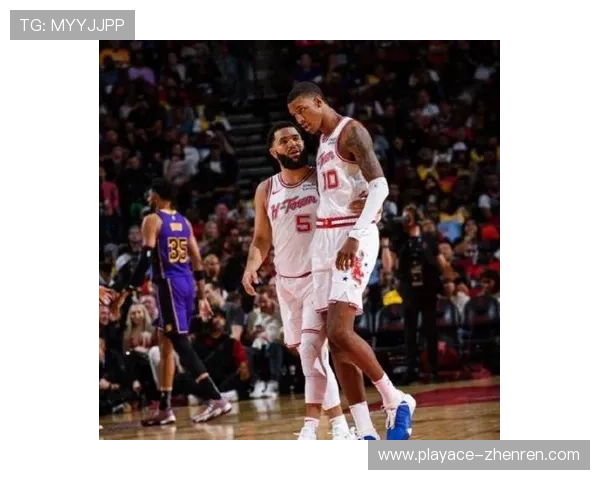 小贾巴里史密斯高效砍下十五分双十表现强势助球队稳住整场比赛局面 小贾巴里史密斯高效砍下十五分双十表现强势助球队稳住整场比赛局面